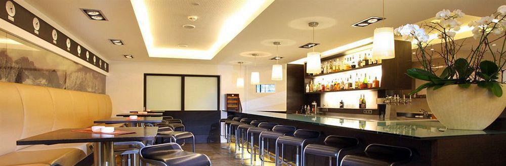 Hotel Taxacher Кирхберг Экстерьер фото