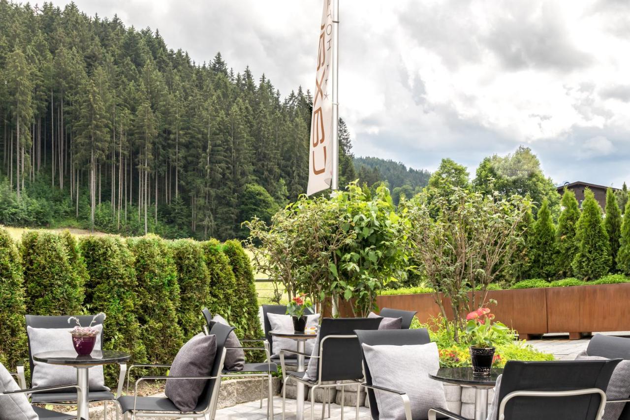 Hotel Taxacher Кирхберг Экстерьер фото