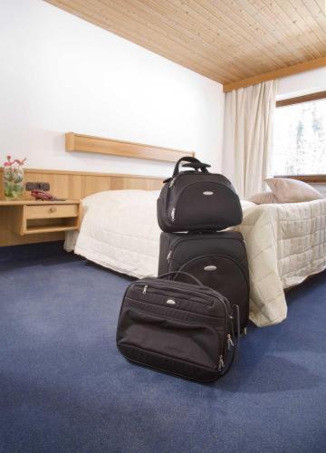 Hotel Taxacher Кирхберг Номер фото